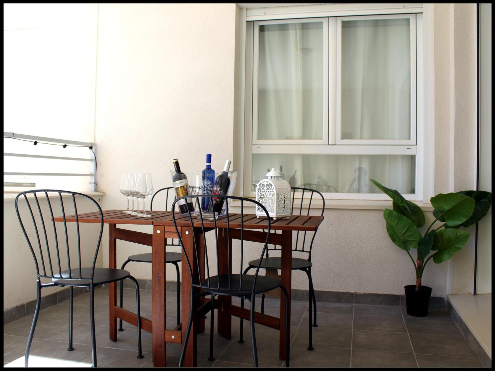 Hq Rooms Apartments San Vicente Valencia Bilik gambar
